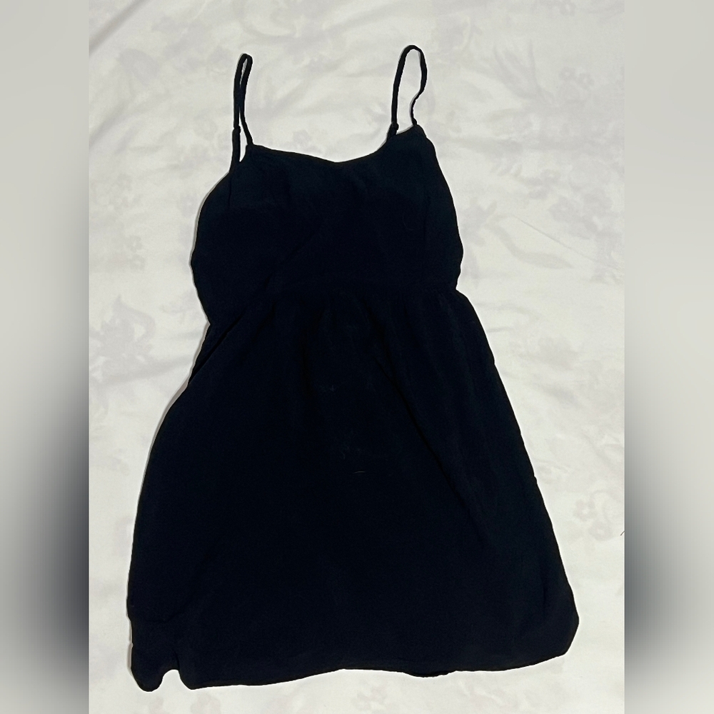 H&M Divided Black Camisole Mini Dress Adjustable Spaghetti Straps Size 8 Womens